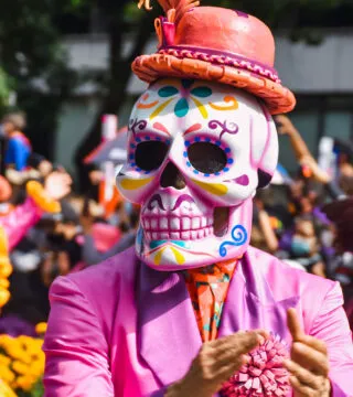 Festival of the dead - Cadillac Travel