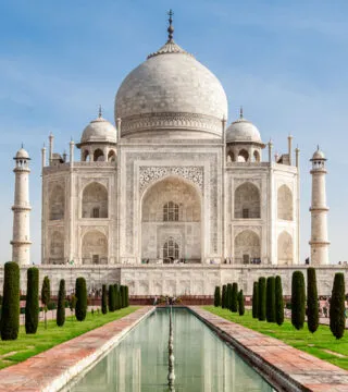 Taj Mahal - Cadillac Travel, Detroit, MI